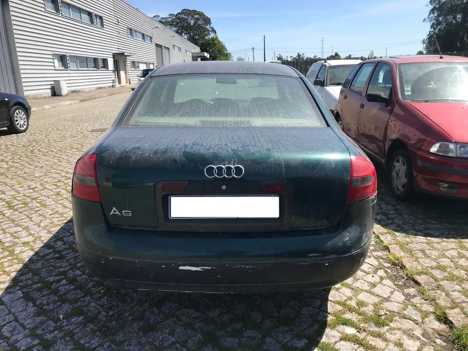 Audi A6 1.8T 4P 1997 - Para Peças