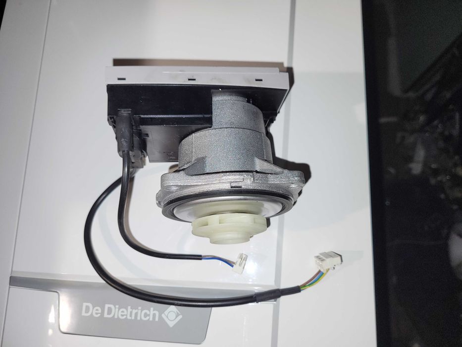 De Dietrich MCR 3 pompa, części