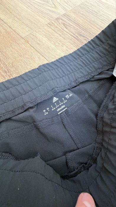 Чоловічі легкі літні  штани adidas  ( розмір  L)