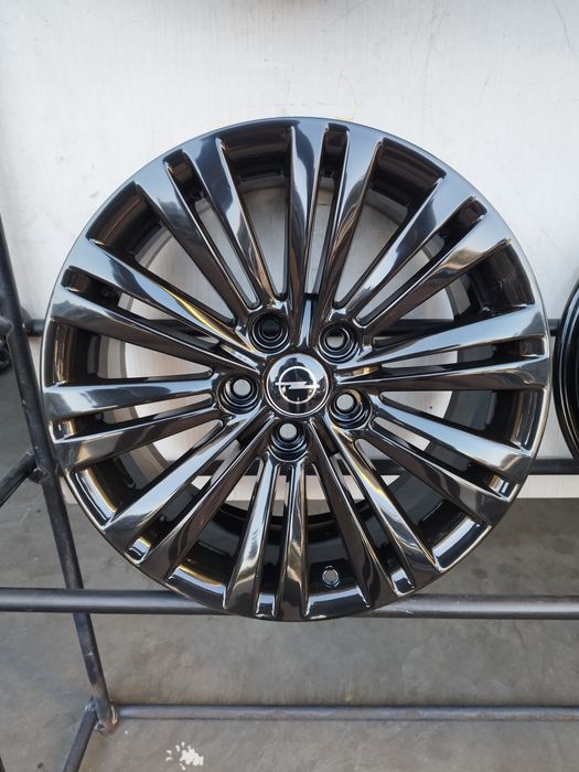 Felgi 18" 5x120 Et 42 8j Opel Insignia