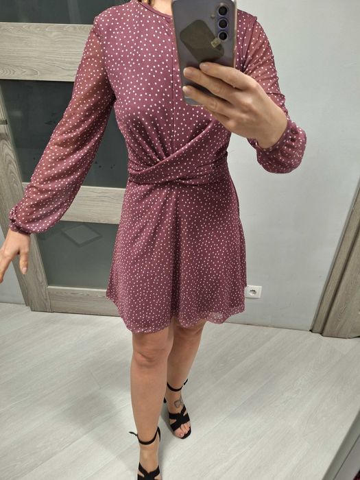 Fioletowa sukienka w kropki rozm M Reserved