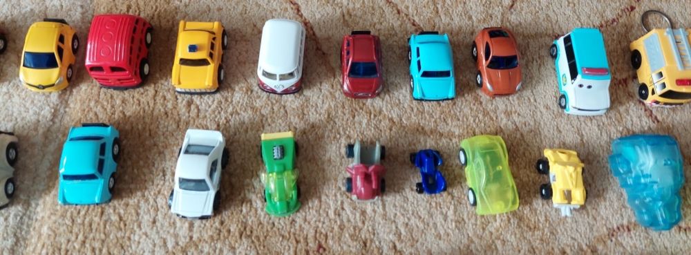 33szt. Autka Welly i inne