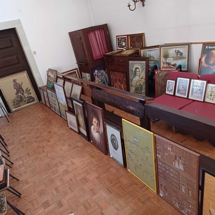 Variedade de quadros  Antigos