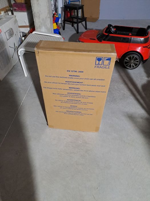 Espreguiçadeira Maxi Cosi semi nova