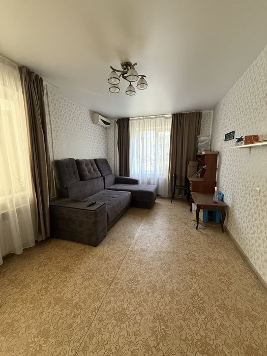 Продам 2-комн квартиру центр Ул/Пл