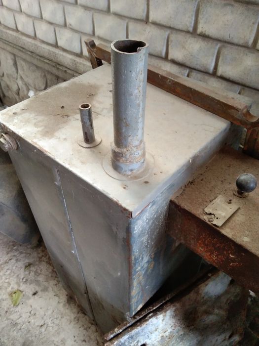 Продам котел твердопаливний