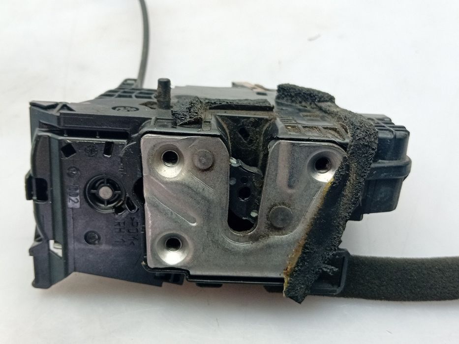 Fechadura / fecho porta trás direito RENAULT Clio IV (BH_)