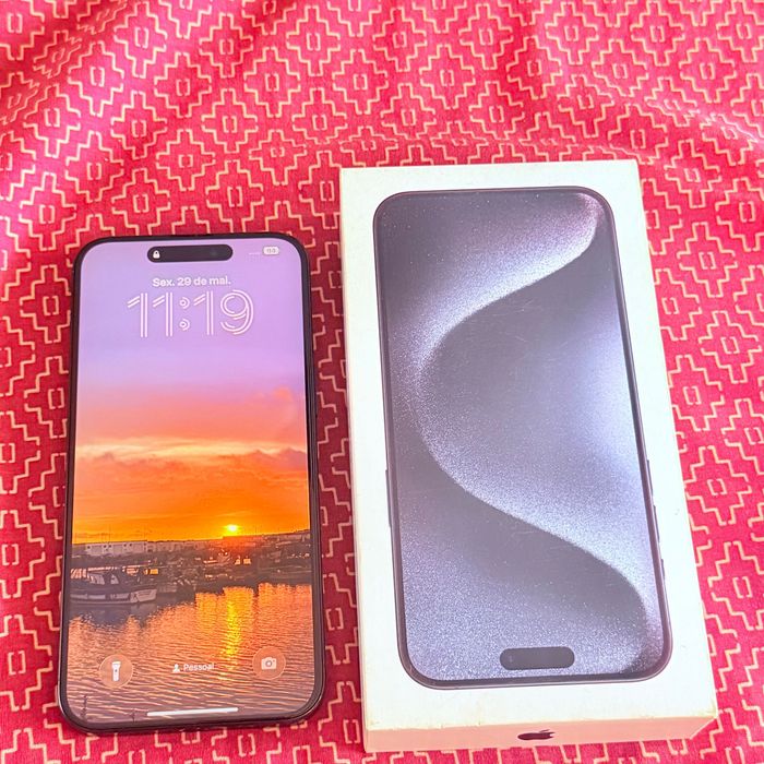 iPhone 15 Pro Max 256GB — Excelente Estado