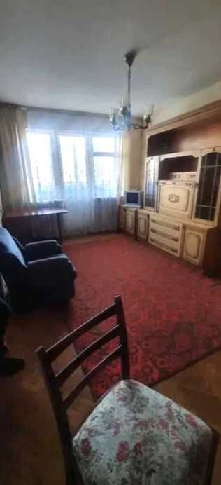 •  2-к. кв. по пр-т Берестейський Політехнічний інститут