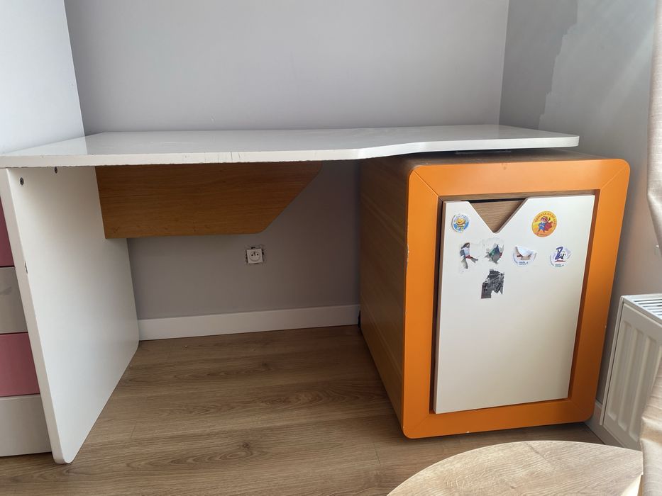 Oddam biurko dziecięce