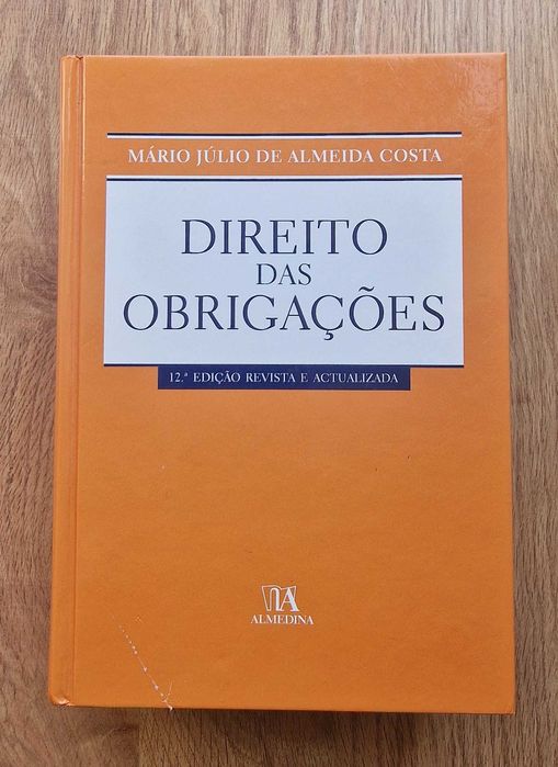 Lote de 11 Livros de Direito