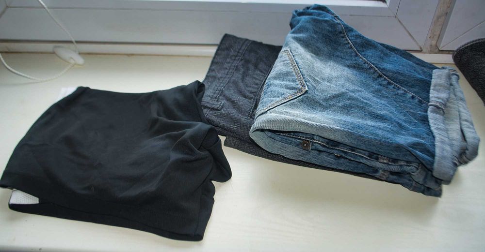 Zestaw krótkich spodenek dla chłopca