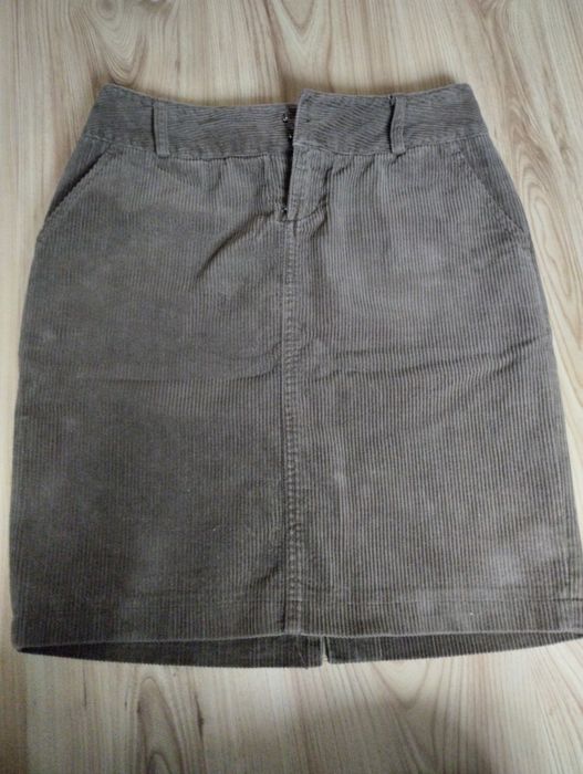 Spódnica sztruksowa 34