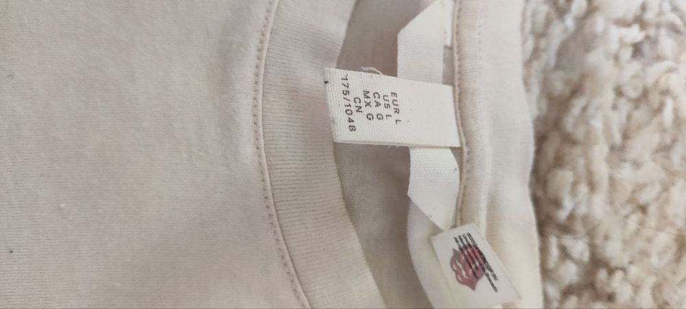 Футболка біла  з надписом "ROLLING STONES"