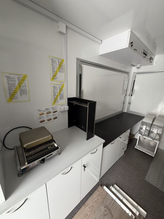 Przyczepa gastronomiczna 2022r lody gofry granita  lodziarnia