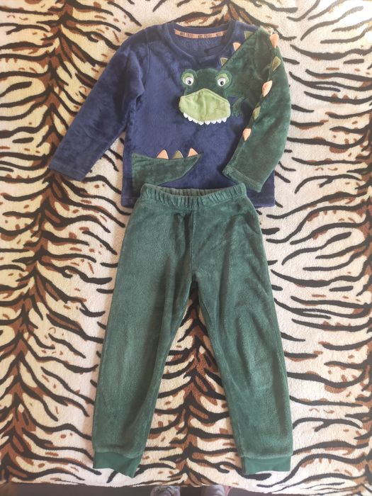 Тепла плюшева піжама для хлопчика Nutmeg