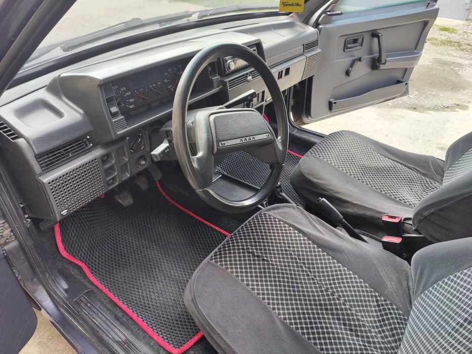 продам ВАЗ 21099