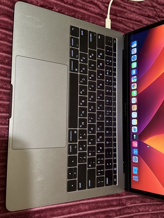 Apple MacBook Pro 13” (2017) Space Gray