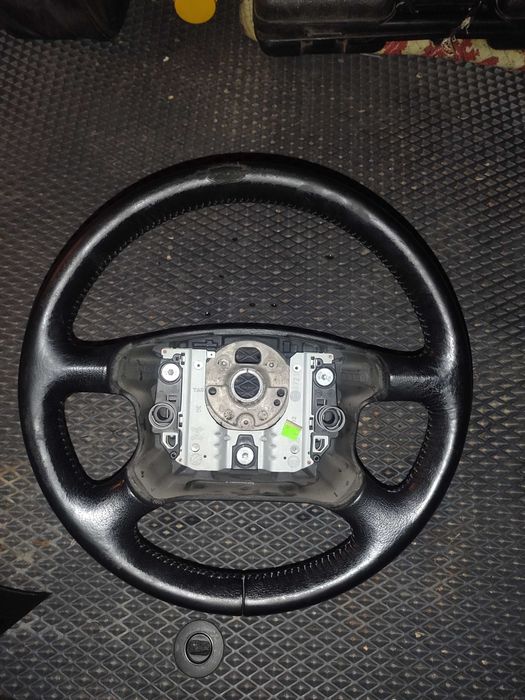 Продам кермо Skoda Tour