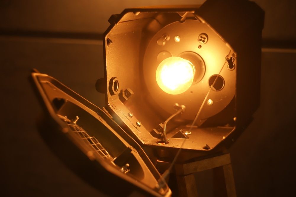 Lampa Jupiter retro