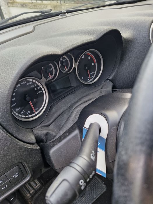 Alfa Romeo MiTo 1.3 JTDm – Económico e Estiloso