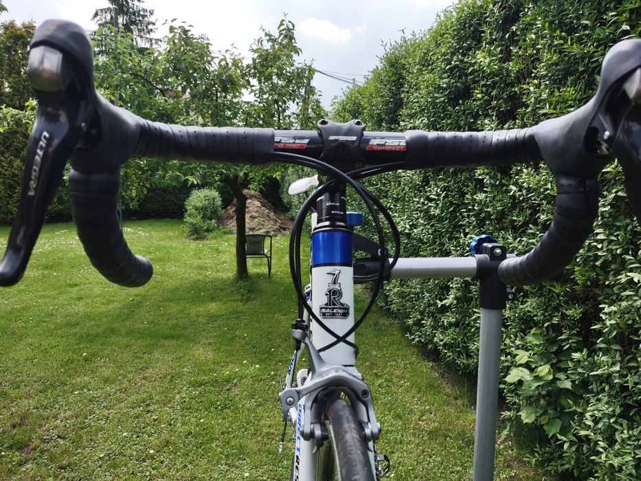 Rower szosowy RALEIGH carbon