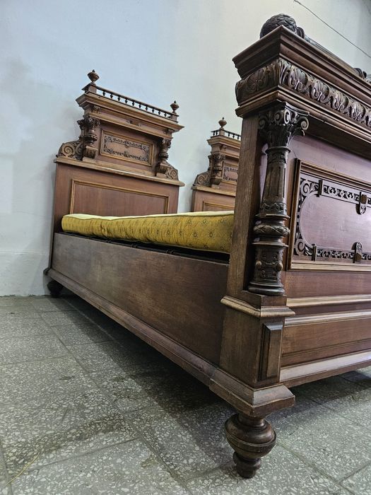 stare łóżko eklektyczne 1 sztuka Francja