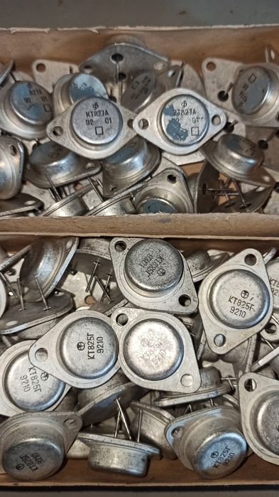 Транзисторы Tesla KD503, КТ819ГМ, КТ825Г, КТ827А, КТ808А, 2Т809 157УД2