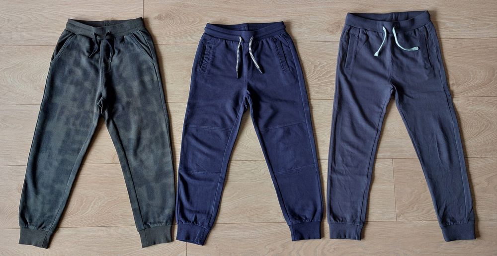 R. 128 - Spodnie dresowe dresy wąskie slim Coccodrillo 5.10.15.