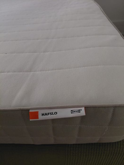 Colchão 140 x 200 IKEA