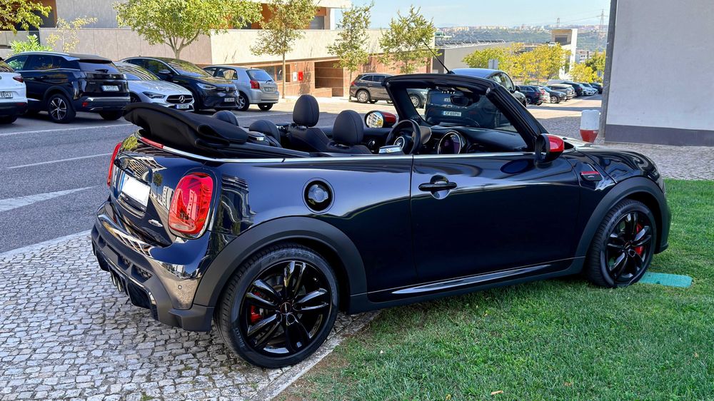 Vendo troco Mini JCW Cabrio 2022 - 231cv - AUTO - Full Extras