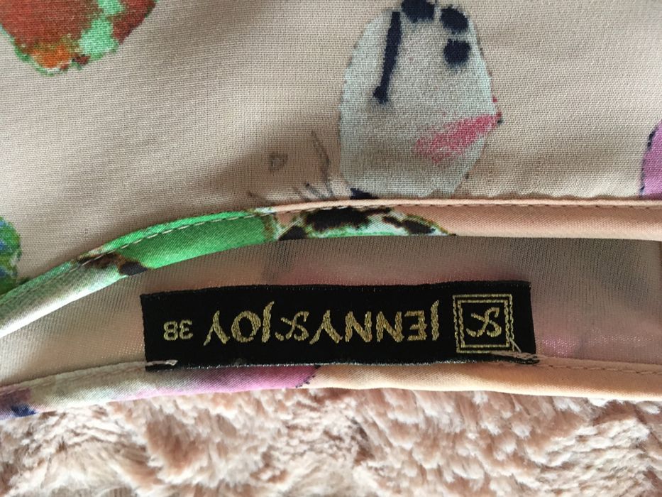 Sukienka w motyle roz. 38