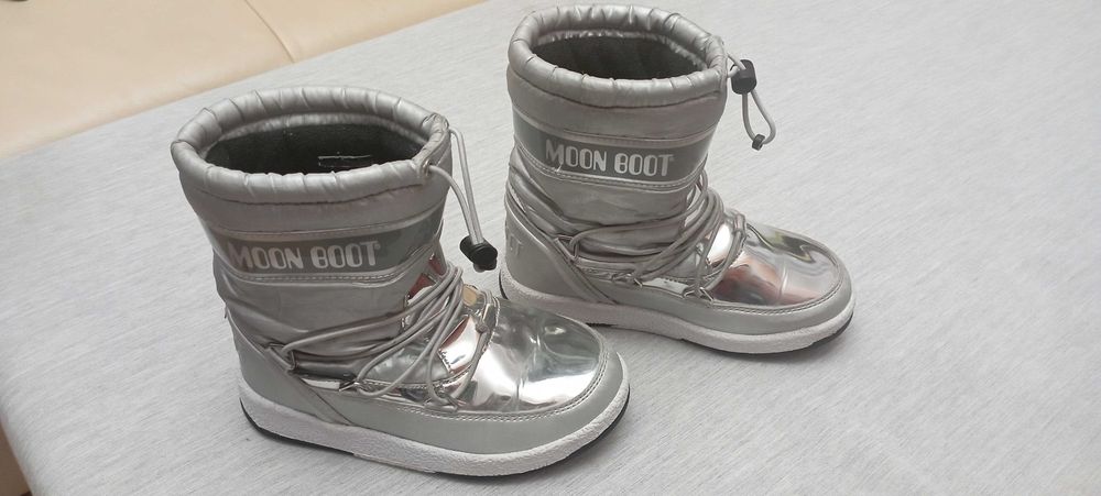 Buty zimowe Moon Boot rozm. 30