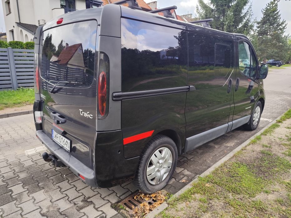 Renault Trafic Passenger 2.5 d.  2004 r.
