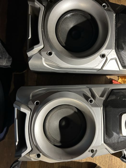 Głośniki srebrne LG