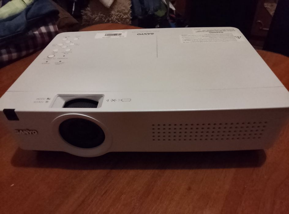Проектор Sanyo PLC-XU3001