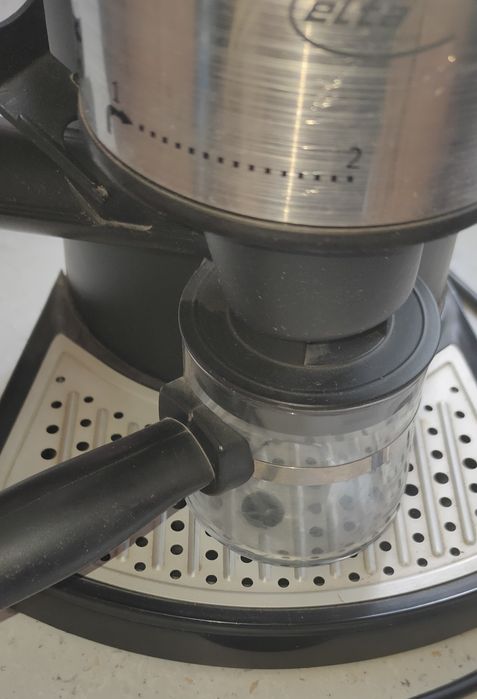 Кофеварка эспрессо (кофемашина)