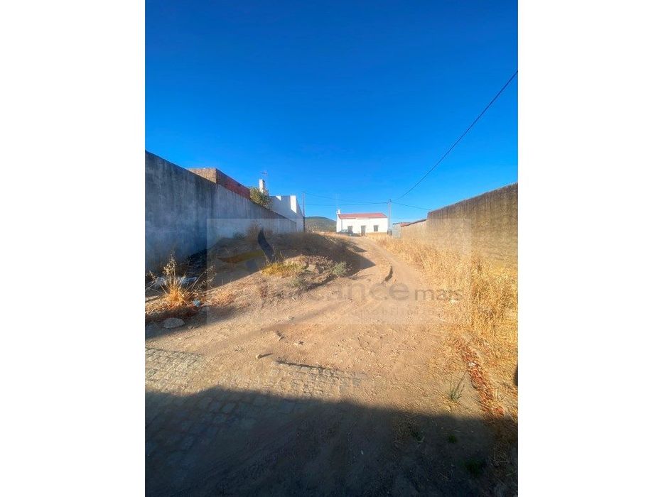 Terreno para Venda em Vila Verde de Ficalho/ Serpa