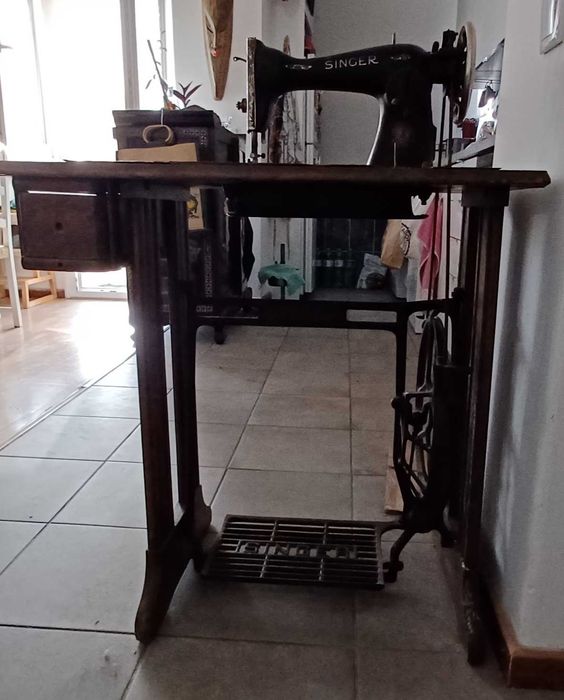 Máquina de costura Singer