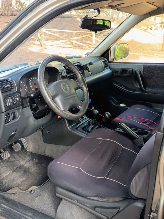 Opel Frontera — fotografia 12