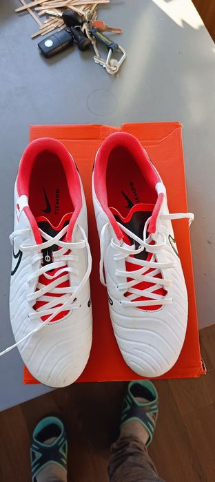 Korki pilkarskie nike