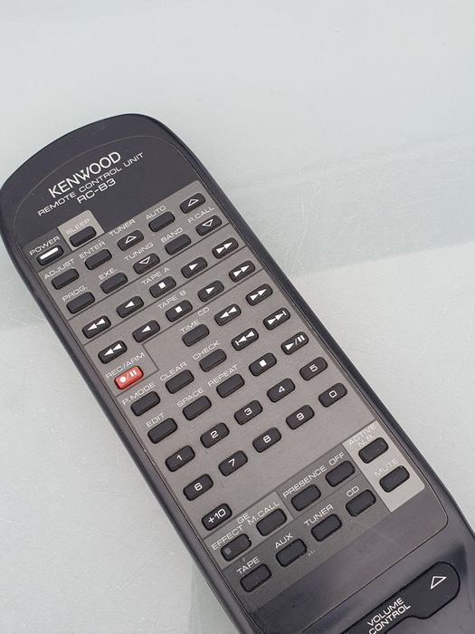 Oryginalny pilot Kenwood RC-B3