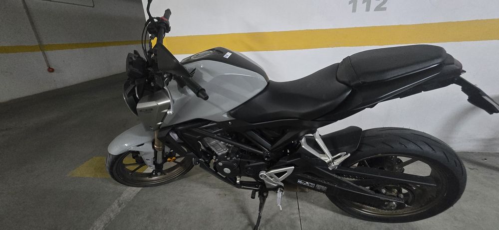 HONDA CB125R 2023