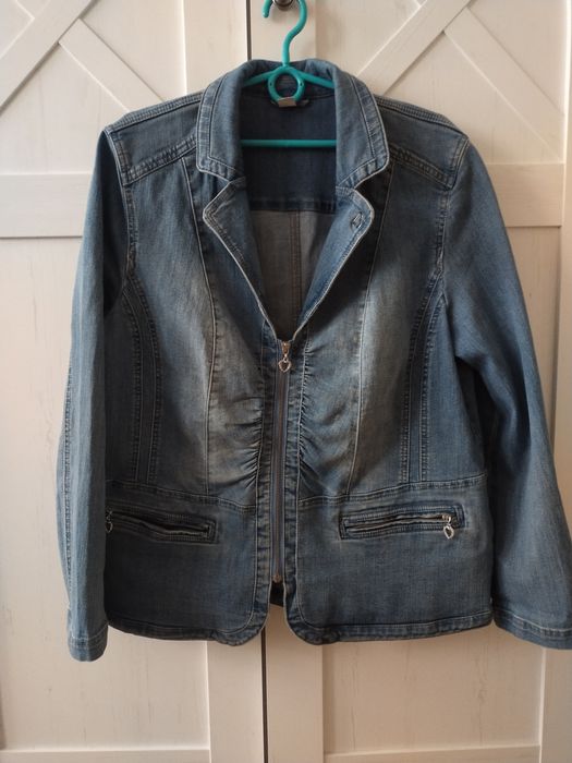 Żakiet damski jeansowy