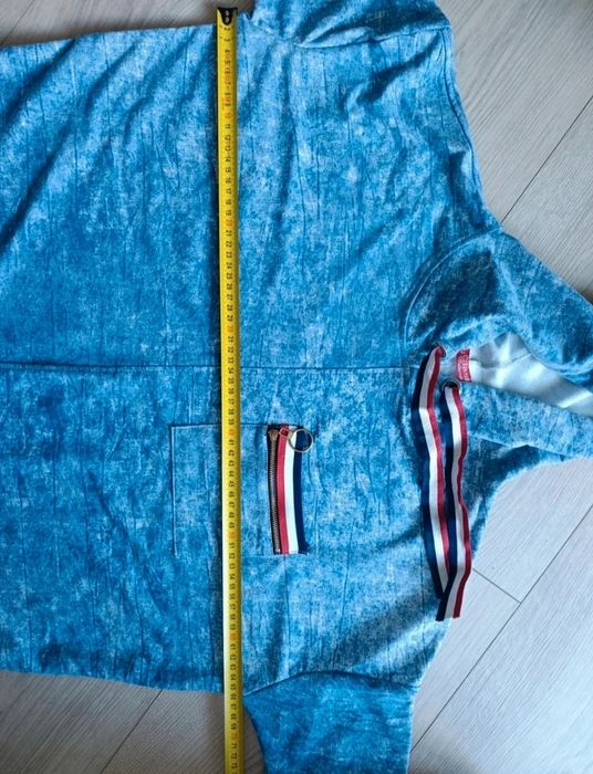 Bluza bluzka z kapturem