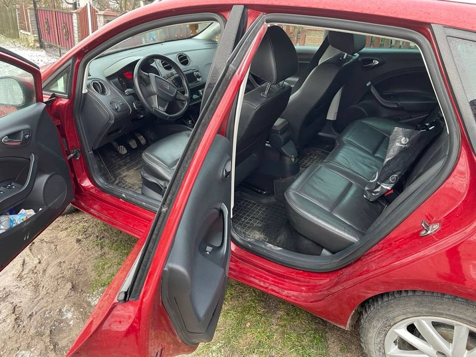 Seat ibiza 2012 рік