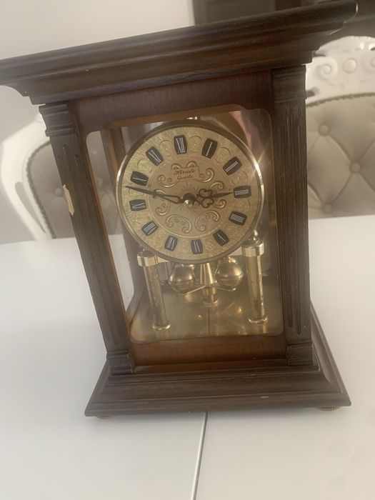 Stary Zegar Mały Stojacy