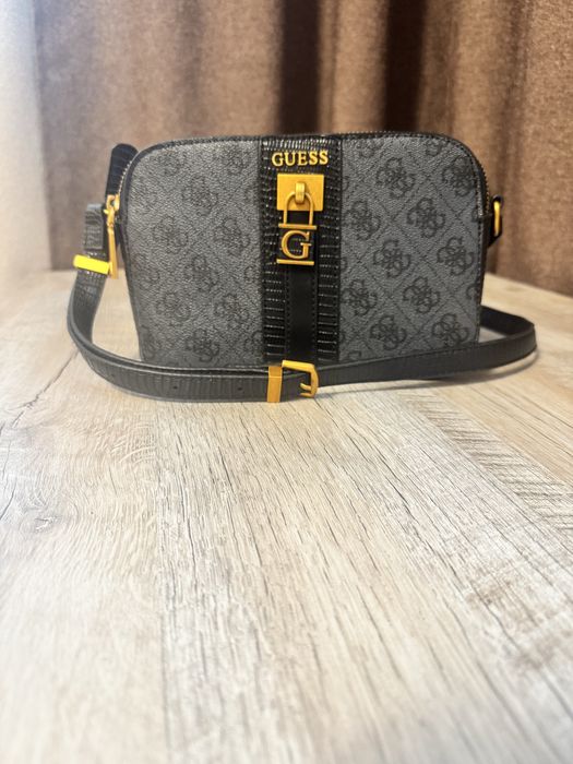 Жіноча сумочка Guess, крос-боді