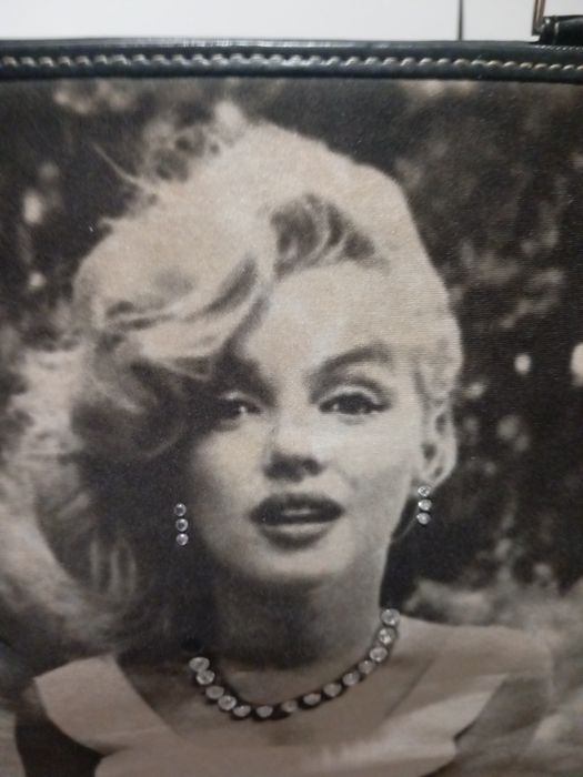 Bolsa da famosa Marilyn moroen  10 euros
