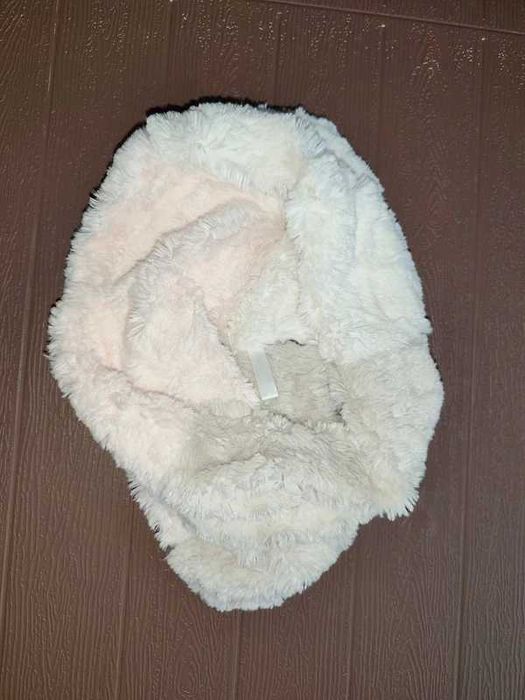 Pluszowy komin różowo beżowo biały